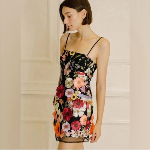 Storia 3D Floral Dress | Size: Large - Picture 2 of 7